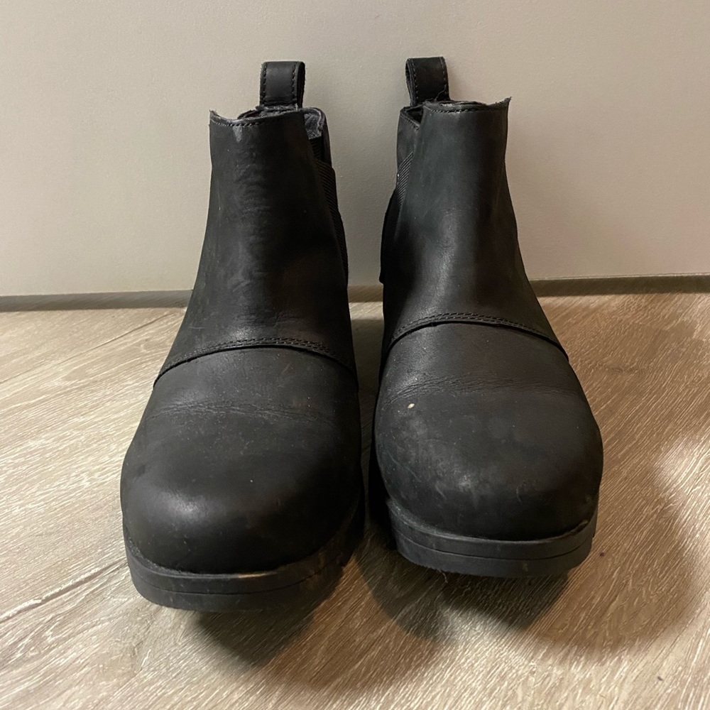 Sorel EMELIE BOOTIE size 8